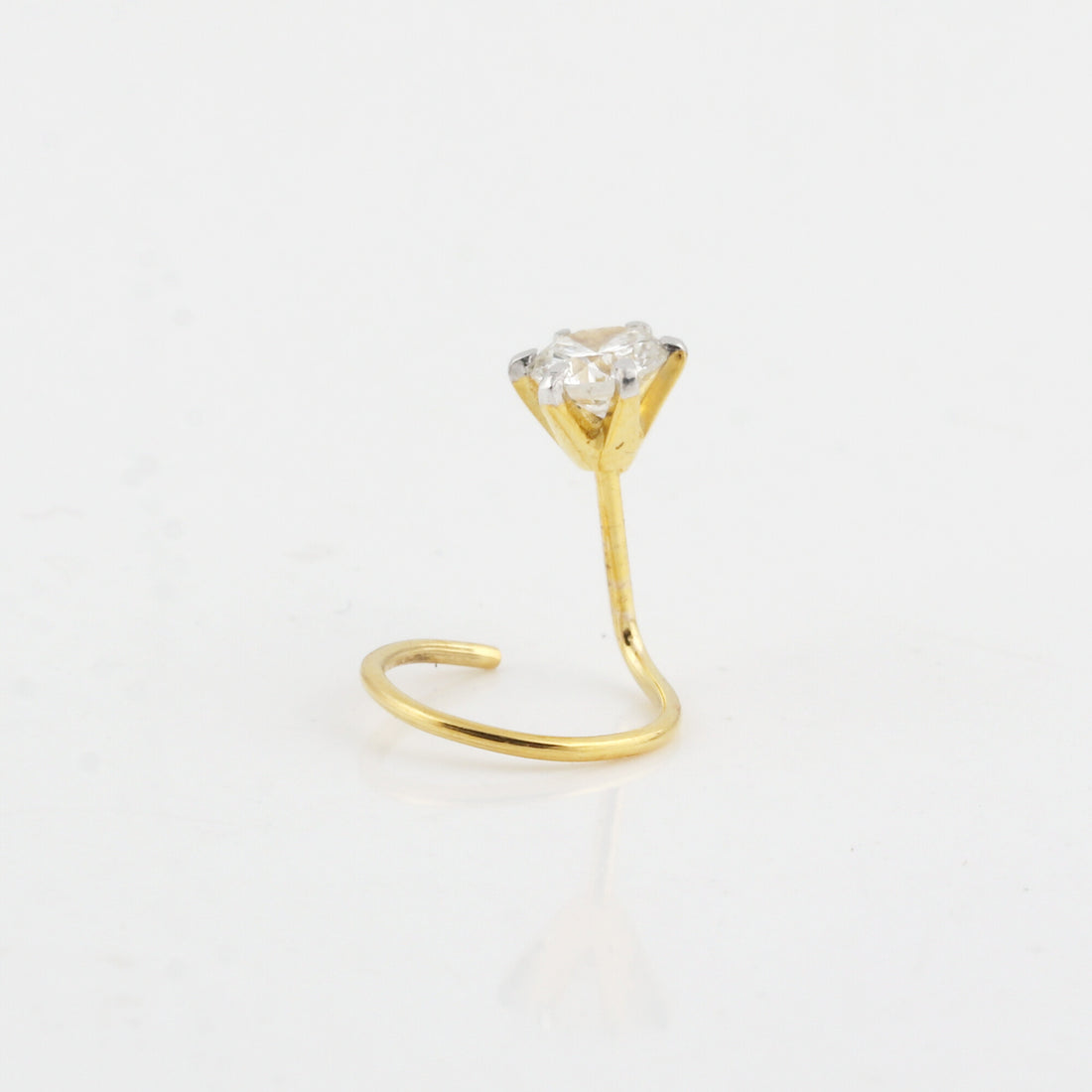 18K Gold Lab Grown Diamond Nose Pin – Round Cut, 0.12 Carat, IGI Certified