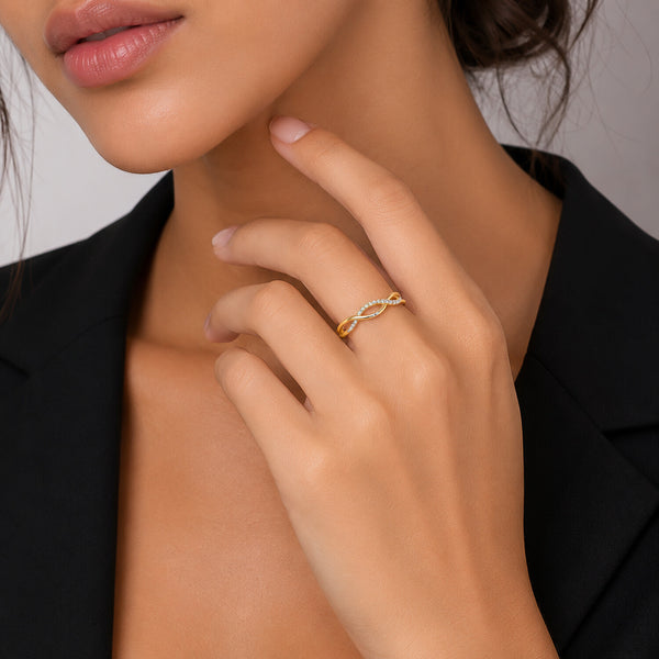 18K Lab Grown Diamond Round-Cut Halo Ring