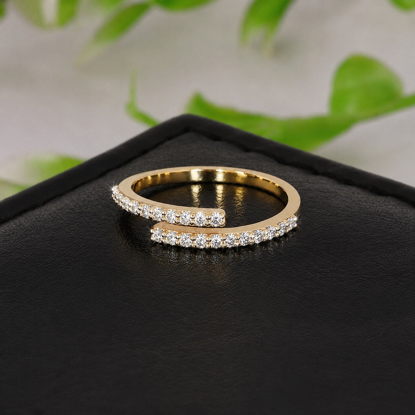 18K Lab Grown Diamond Round Cut Ring for Women