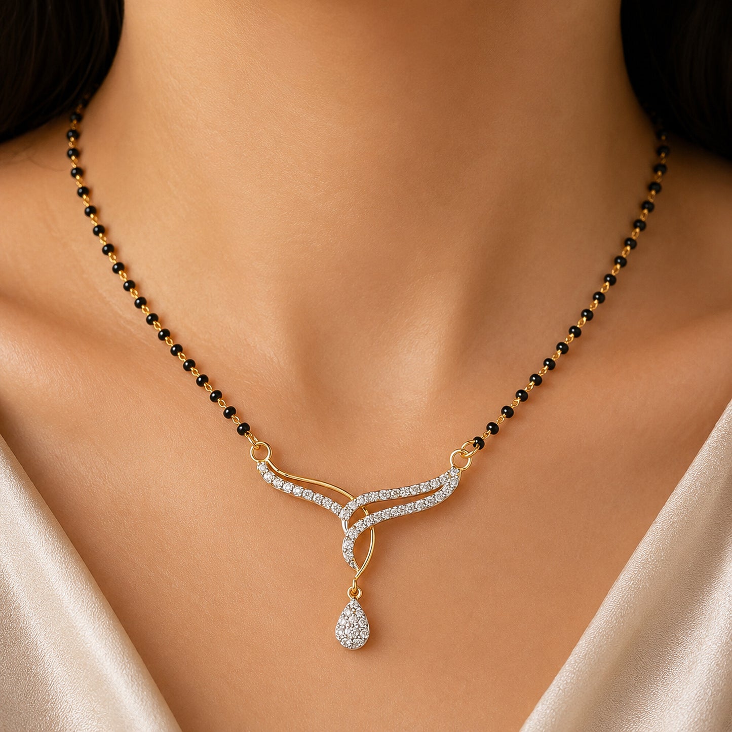 18K Lab Grown Diamond Halo Cluster Pendant Necklace