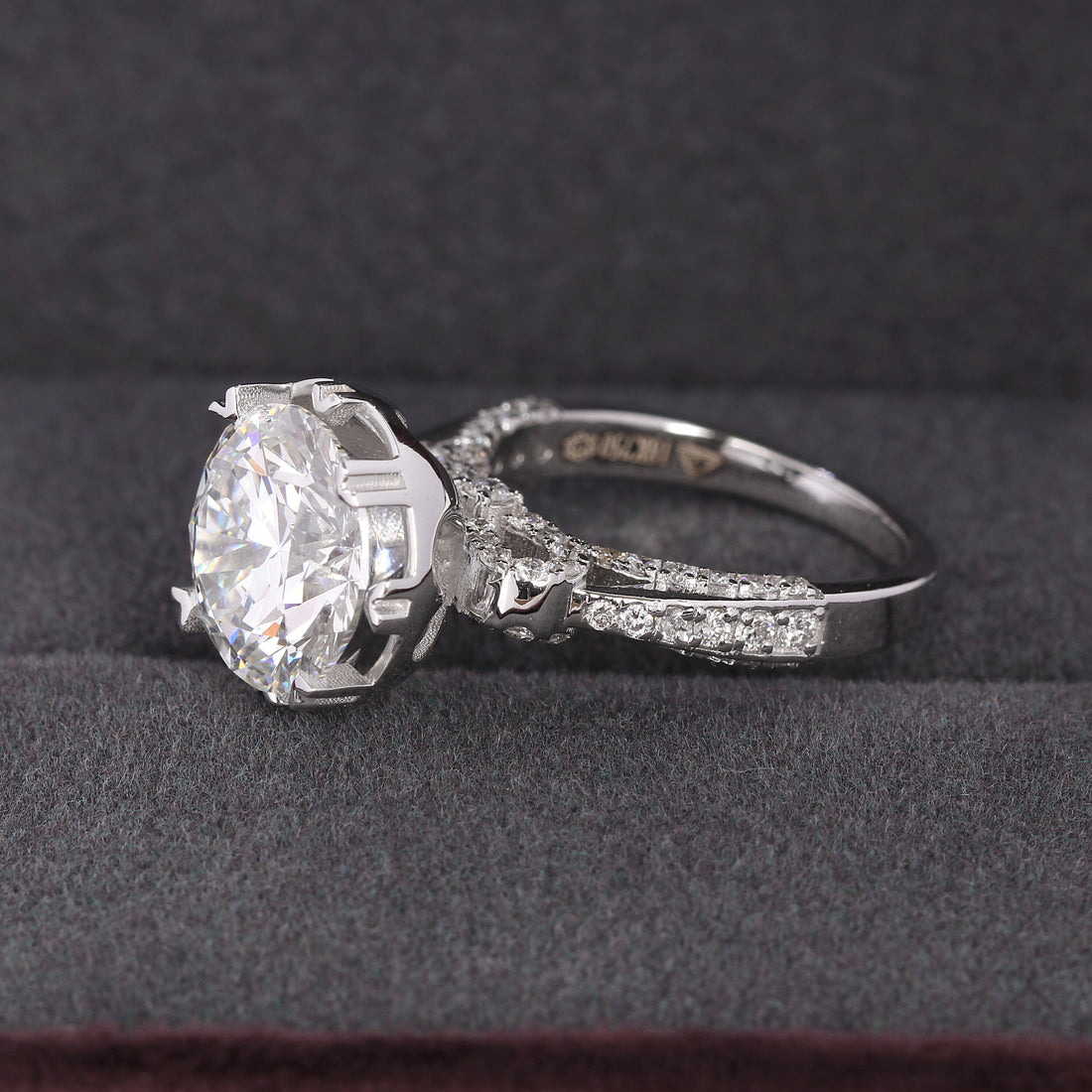 14K Lab Grown Diamond Round-Cut Pave Halo Cluster Ring