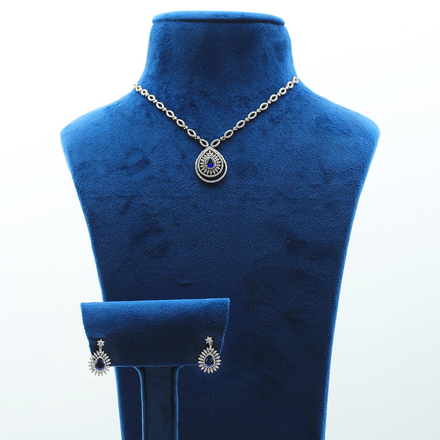 2.95 Ct. IGI Certified Natural Diamond Necklace Set 18K Yellow Gold Earrings