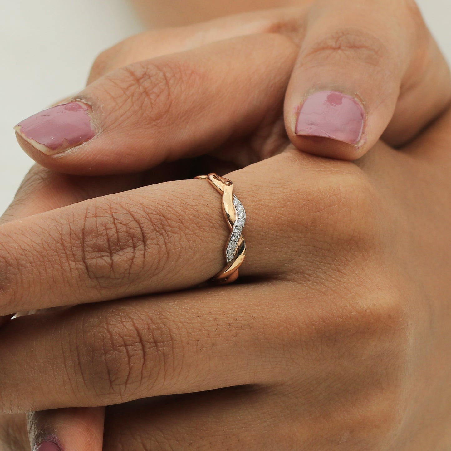 Twisted Infinity Band Ring With Diamonds