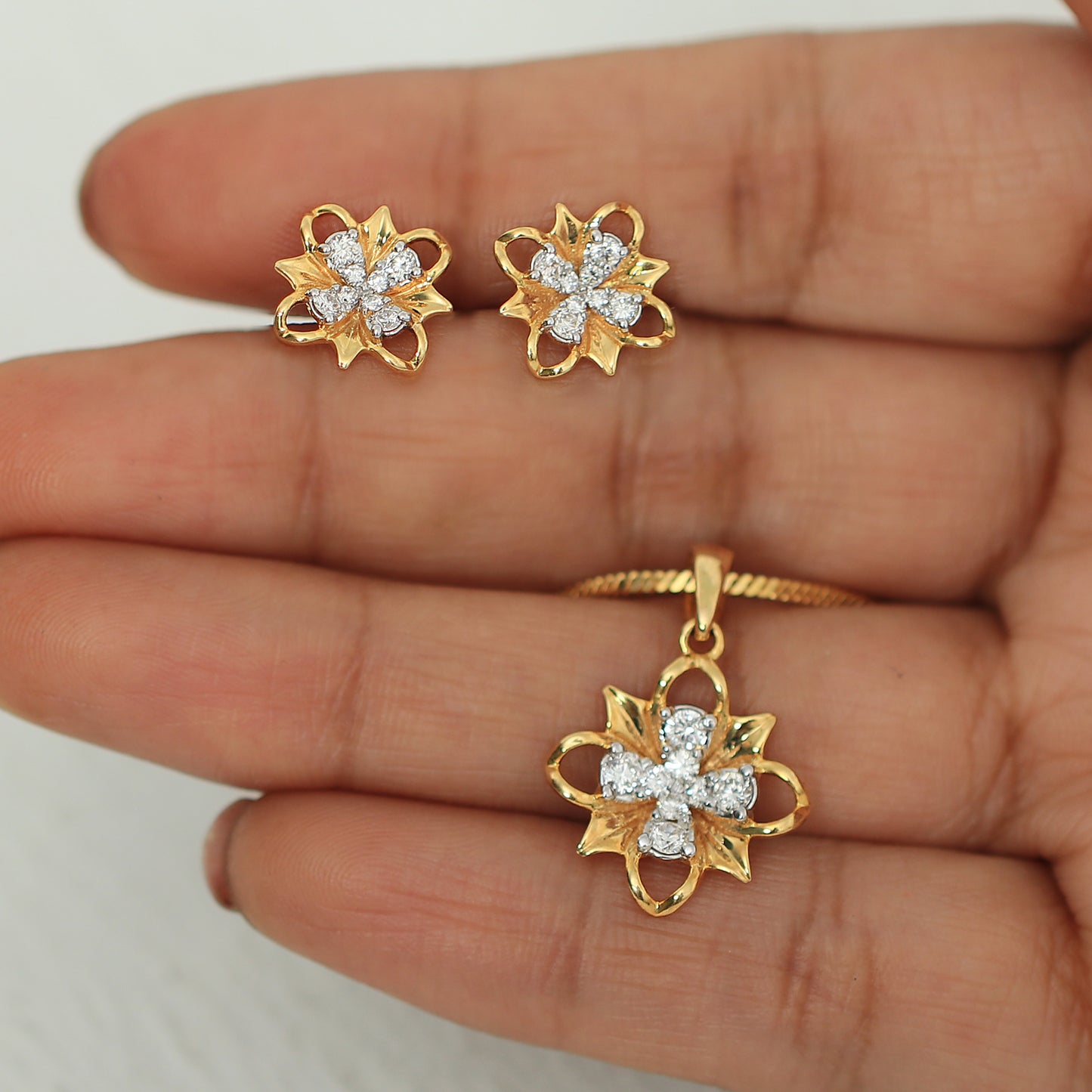 Golden Blossom Diamond Pendant Set