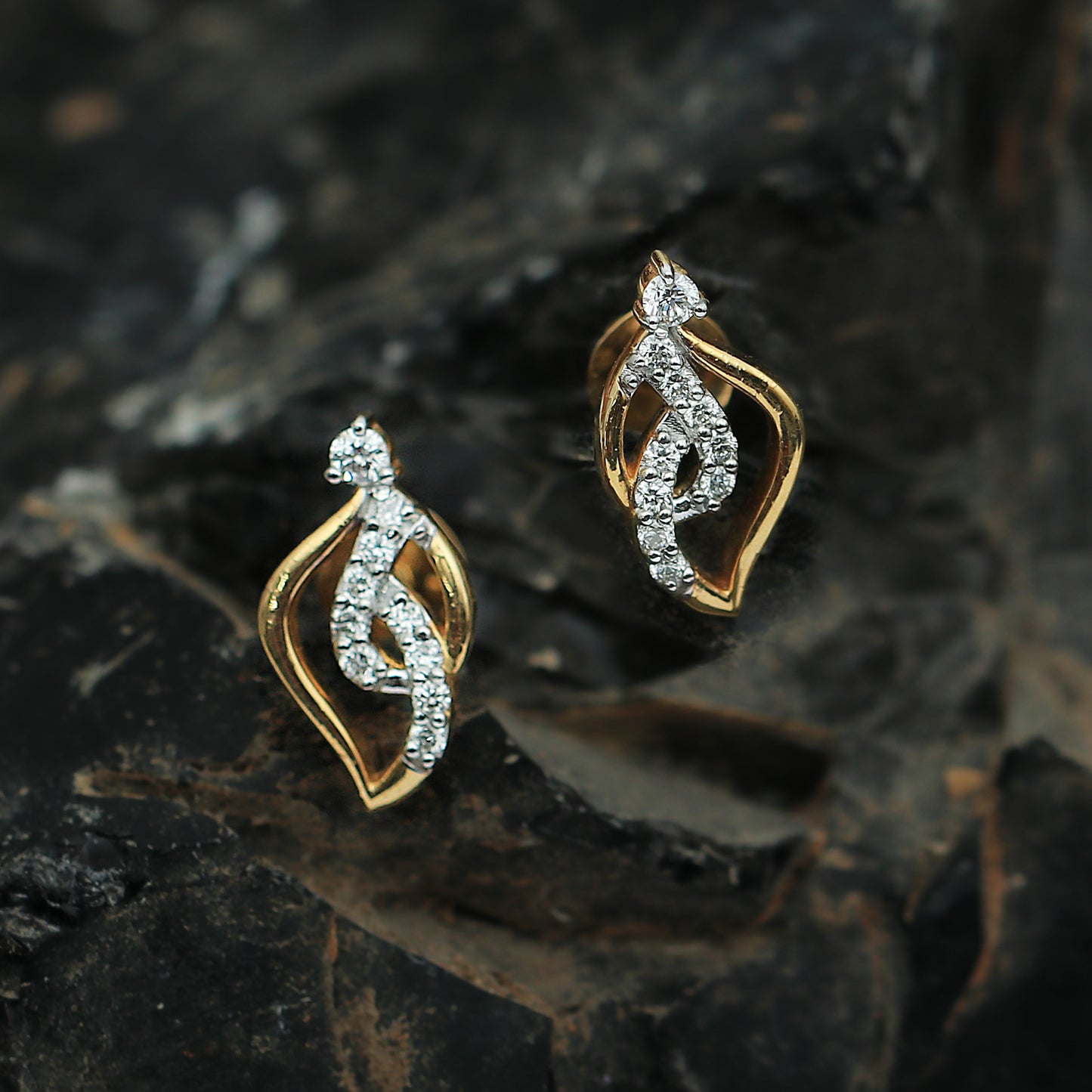 IGI Certified 0.29 Ct. Natural Diamond 18K Gold Earrings for Women Trendy