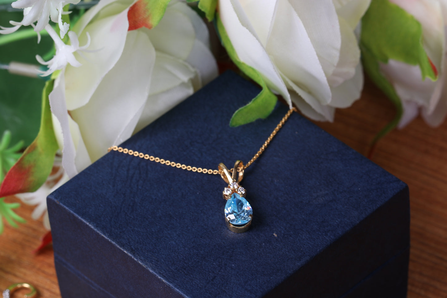 Tanzanite Yellow Gold Pendant