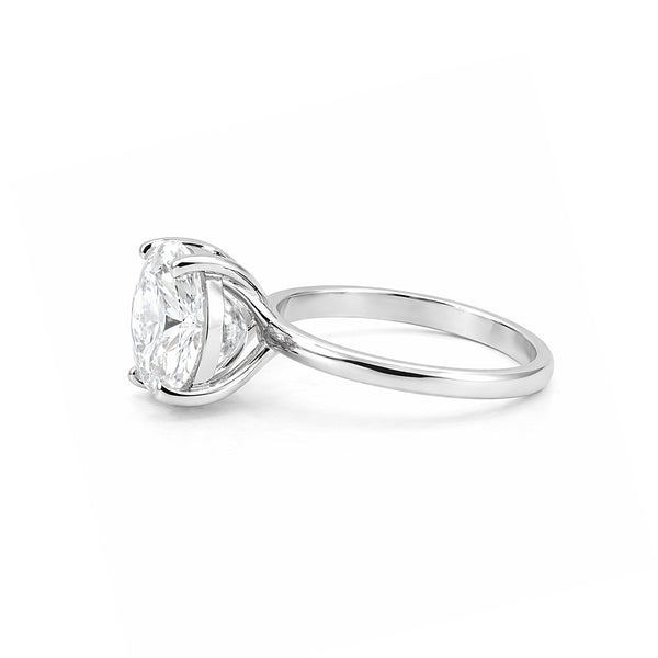 4.55ct DEW White Moissanite Round Solitaire Ring