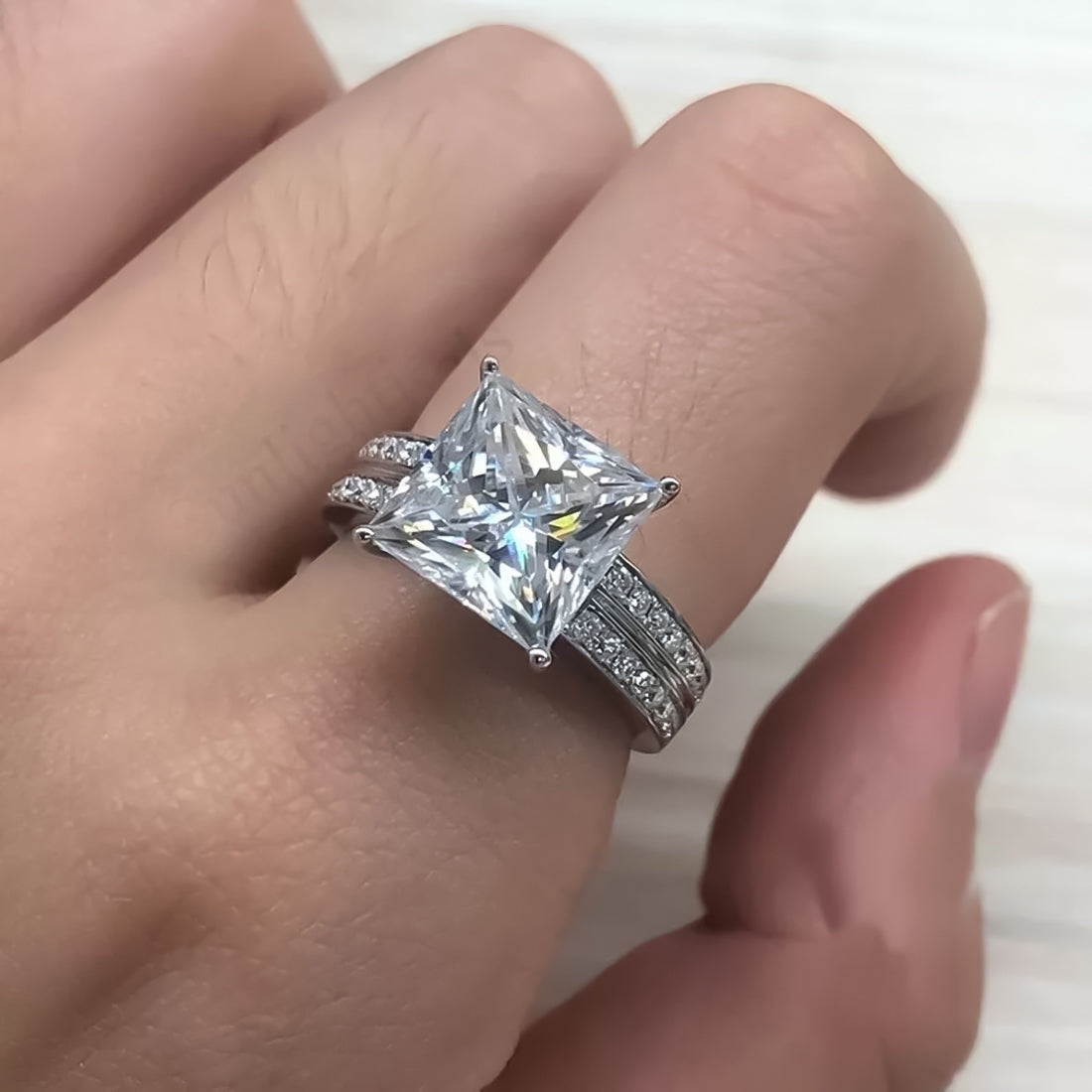 Certified 4.90 ct DEW White Princess Cut Moissanite Ring For Women 18K Gold Plated Verm 18K Gold Plated