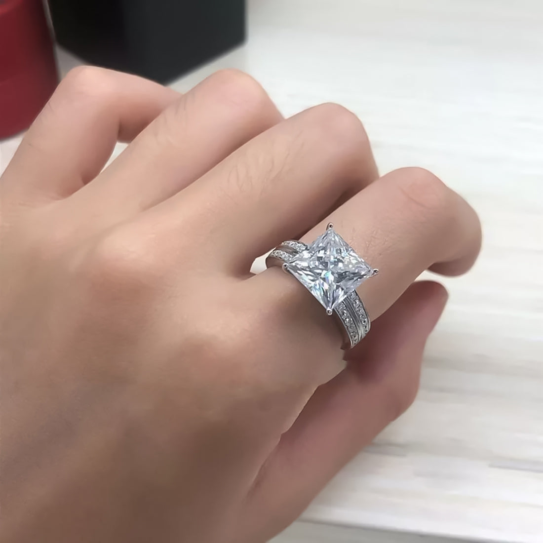 Certified 4.90 ct DEW White Princess Cut Moissanite Ring For Women 18K Gold Plated Verm 18K Gold Plated