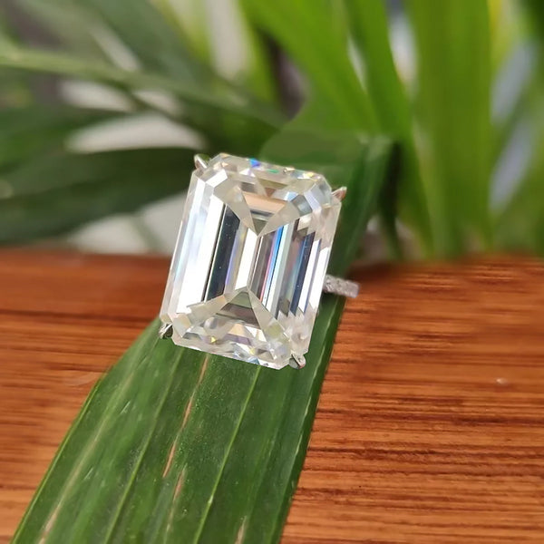 18.65 ct DEW Emerald Cut Certified White Moissanite Ring For Mother's Day 18K Gold Plat 18K Gold Plated
