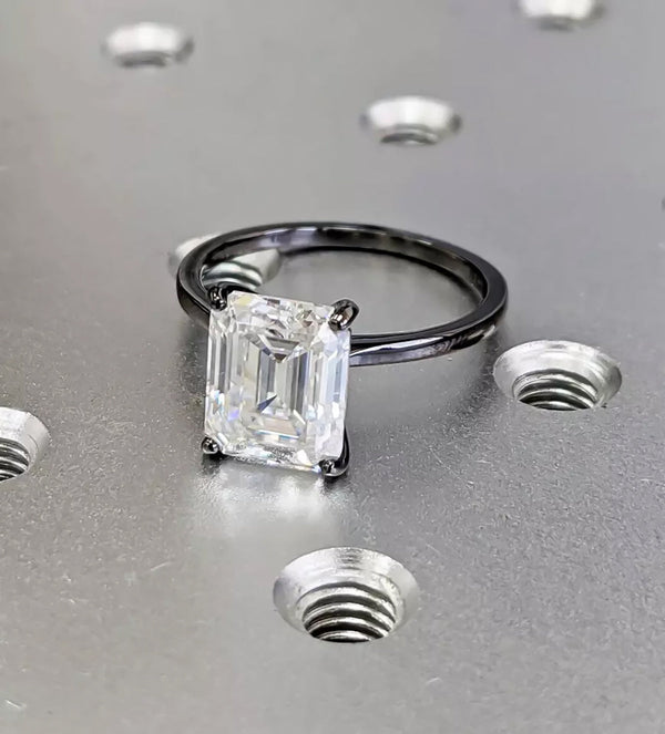 2.52 ct DEW Emerald Cut Certified F VS1 White Moissanite Ring For Lady 18K Gold Plated 18K Gold Plated