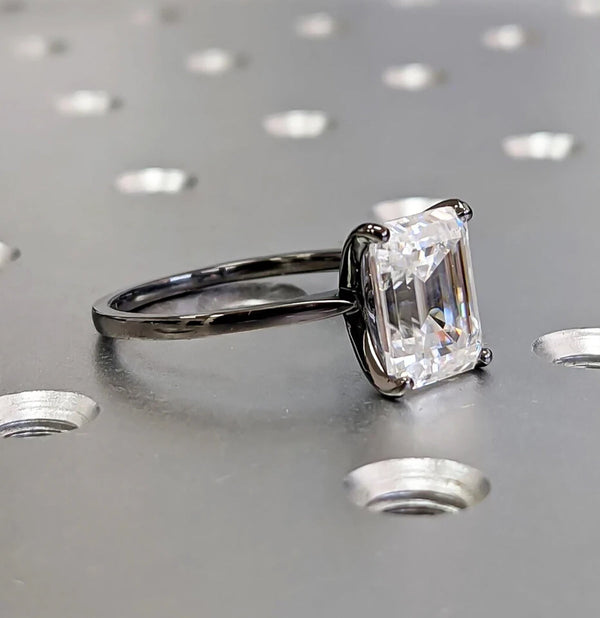 2.52 ct DEW Emerald Cut Certified F VS1 White Moissanite Ring For Lady 18K Gold Plated 18K Gold Plated