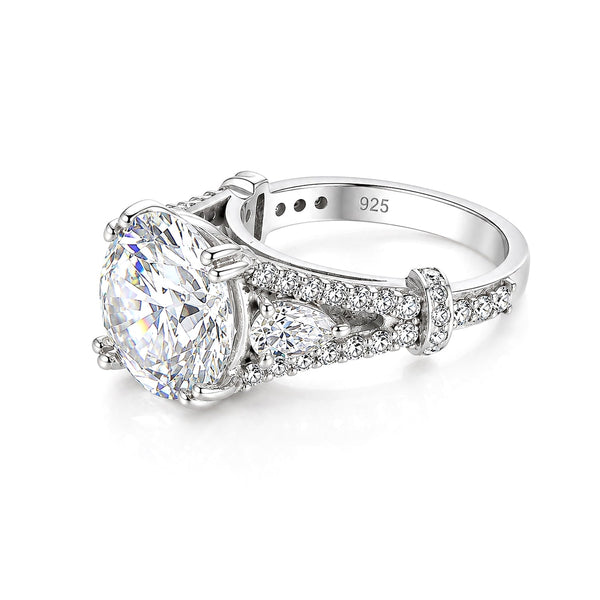 9.25ct DEW White Moissanite Round Solitaire Ring | 18K Gold Vermeil | GRA Certified
