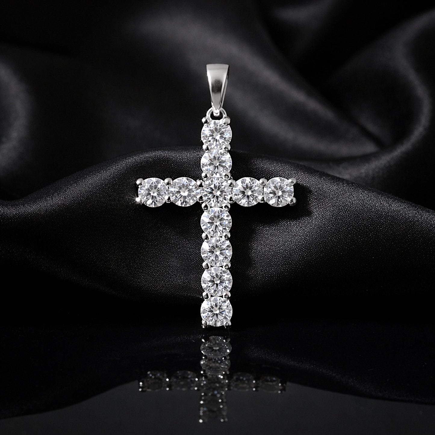 Certified 5 ct DEW Round Cut White Moissanite Plus-Shape Pendant In Vermeil 925 Silver