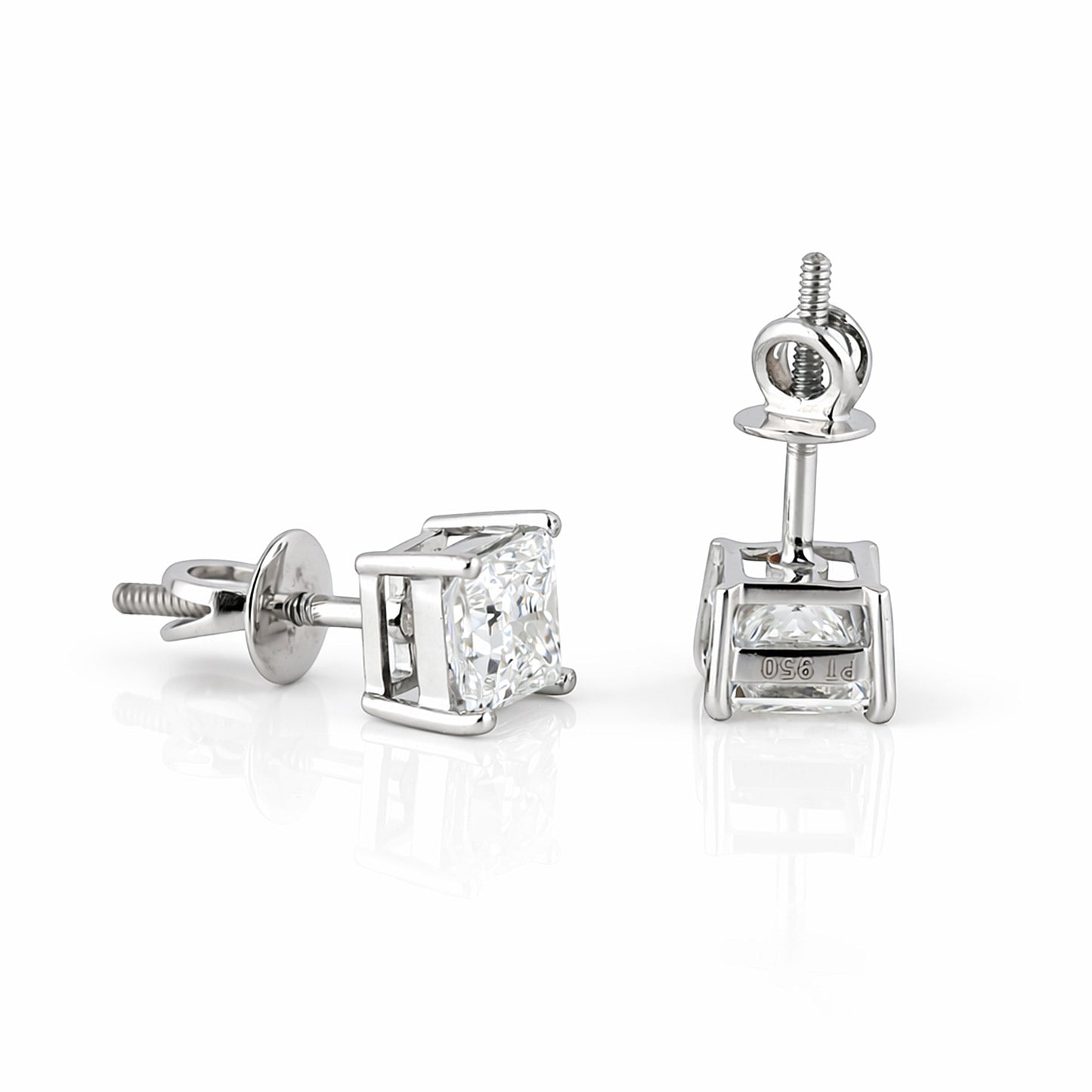 Close-up of single princess cut lab diamond, F colour VS1 clarity grade