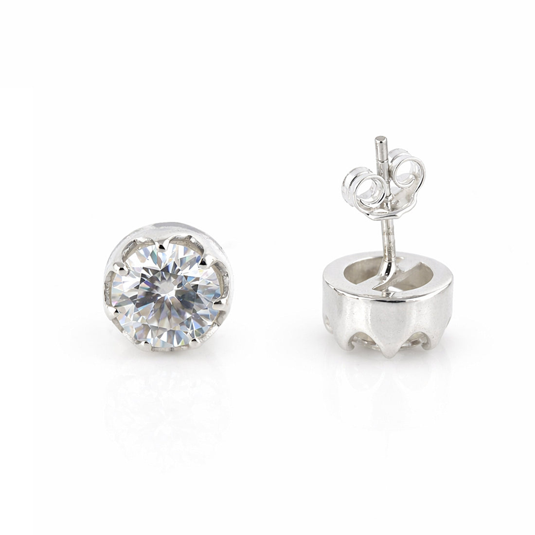 3.20 Ct Round Cut Lab Grown Diamond Stud Earrings VS1