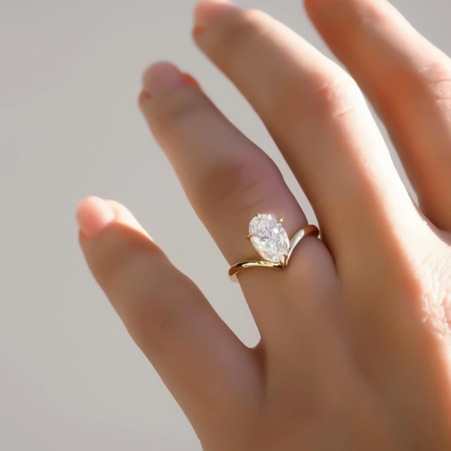 2.00 Ct Oval White Moissanite Solitaire Ring – Elegant Jewellery for Her Birthday 18K 18K Gold Plated