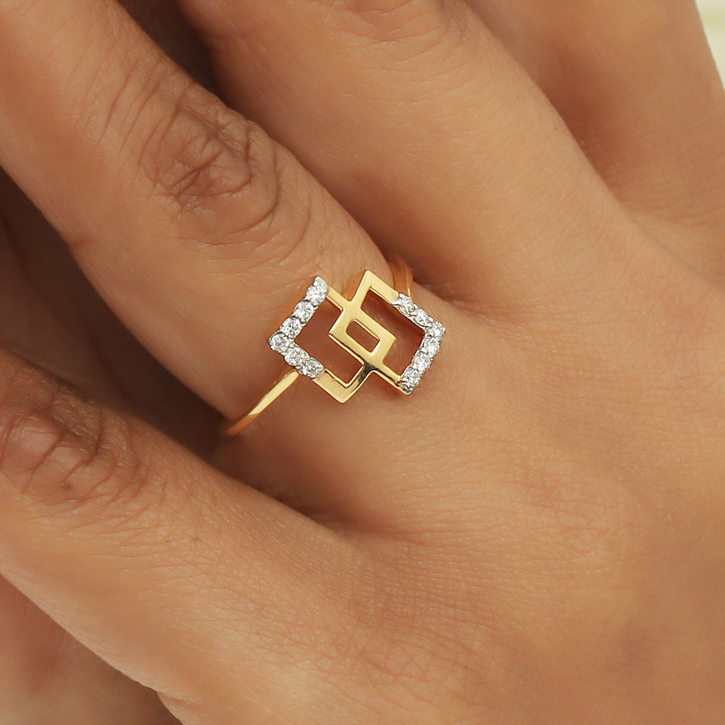 0.15 Ct. IGI Certified 18k Yellow Gold Diamond Geometric Ring Designer Jewellery - view 3