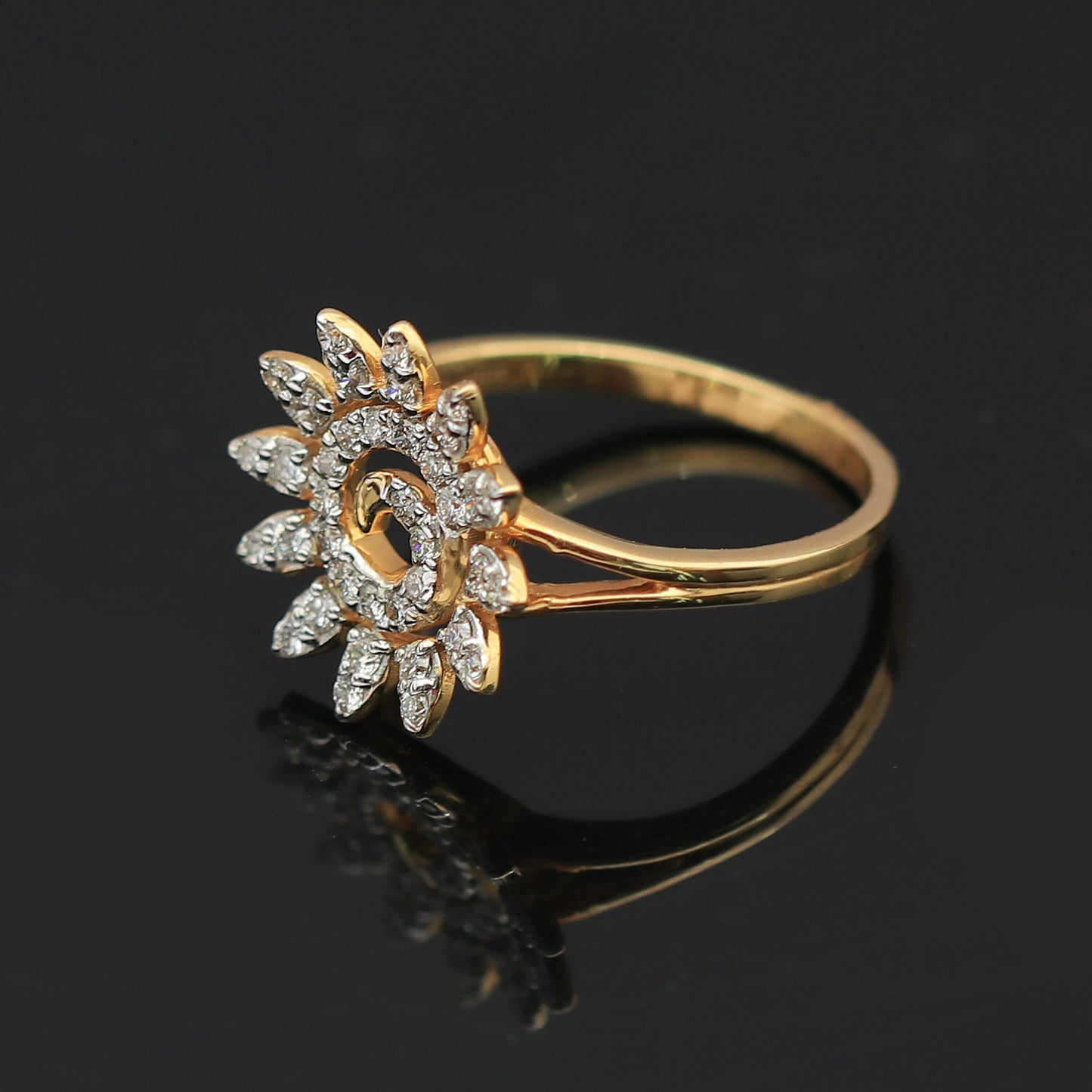 0.39 Ct. IGI Certified Natural Diamond 18k Yellow Gold Flower Design Ring - view 5