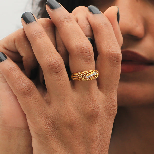 0.12 Ct. IGI Certified 18k Yellow Gold Diamond Multi-Row Zigzag Ring Band - view 5
