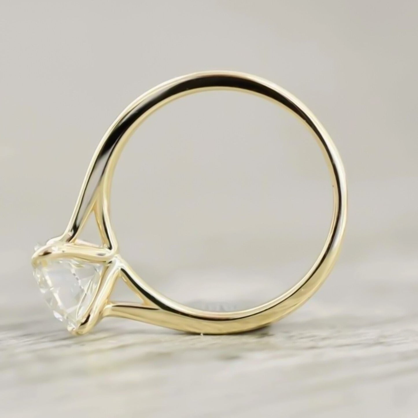 Certified 3.40ct VS1 White Moissanite Ring Jewellery Anniversary Gift 18K Gold Plated