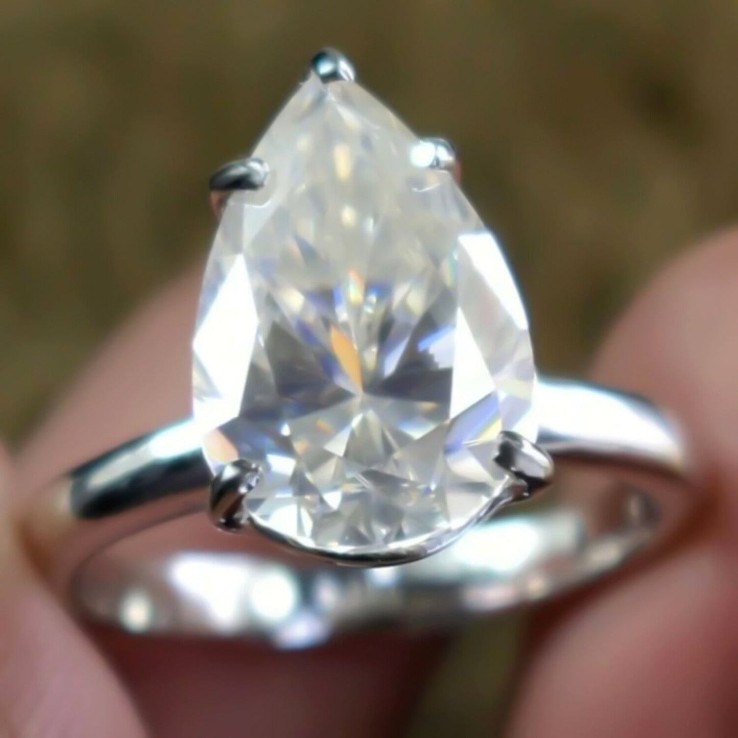 Certified 5.5ct VS1 White Moissanite Ring Jewellery Gift for Women 18K Gold Plated Ve 18K Gold Plated