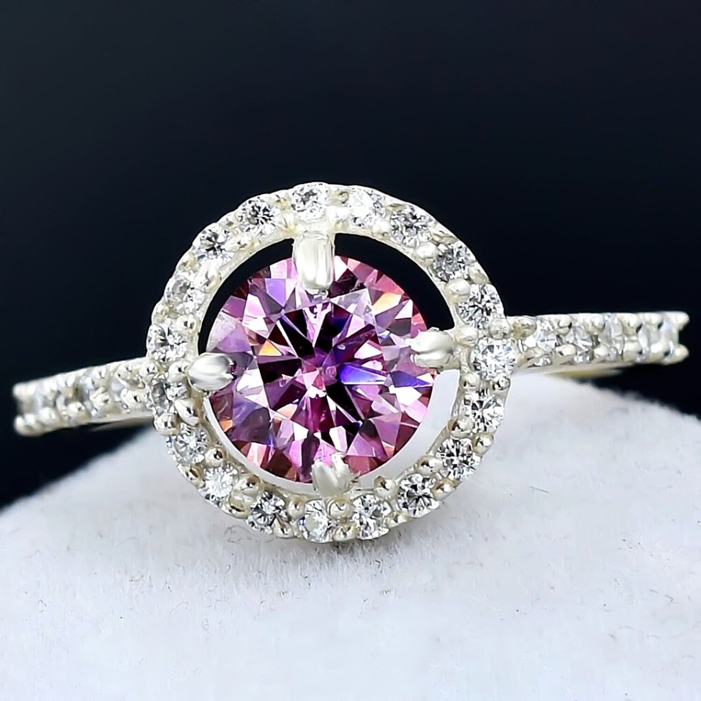 Certified 1.5ct VVS1 Pink Moissanite Solitaire Ring for Gift Use 18K Gold Plated Ve 18K Gold Plated