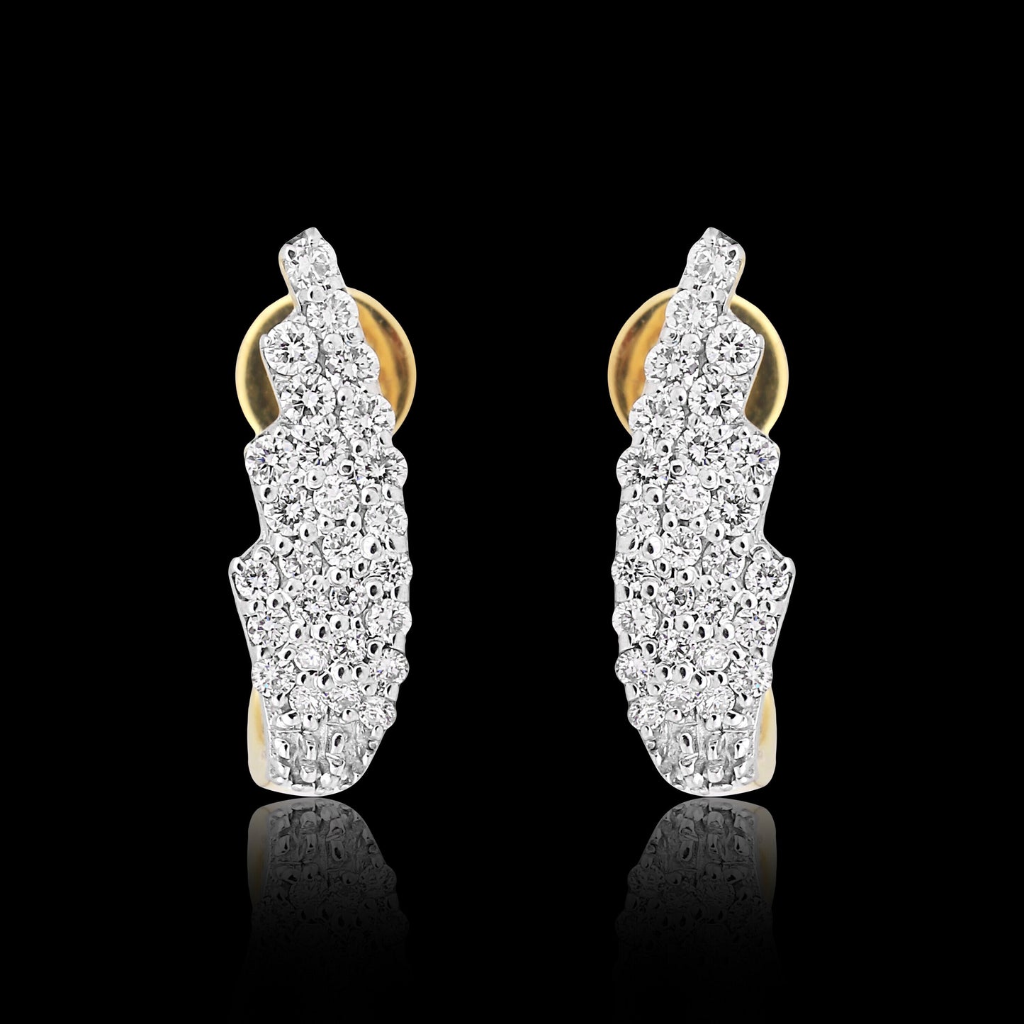 0.43 Ct Brilliant Cut Diamond Stud Earrings IGI Certified G-H VS 18K Gold