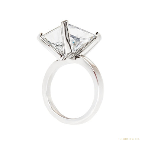Certified 2.60 ct DEW Cushion Cut White Moissanite Solitaire Ring 18K Gold Plated Vermei 18K Gold Plated – white background main image