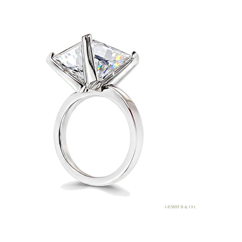 Certified 2.60 ct DEW Cushion Cut White Moissanite Solitaire Ring 18K Gold Plated Vermei 18K Gold Plated – white background main image