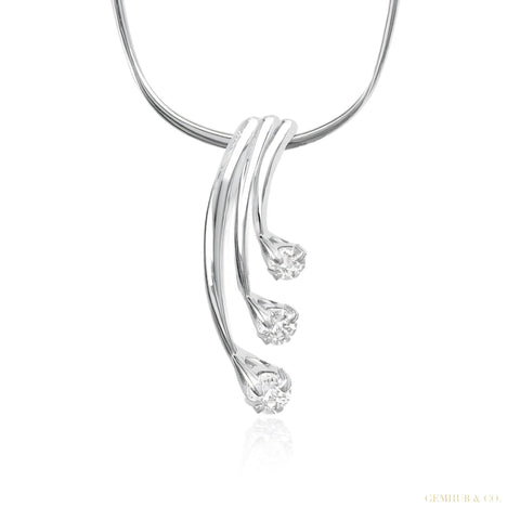Classic 18K Gold Pendant 0.31 Ct IGI Certified Natural Diamond for Women – white background main image