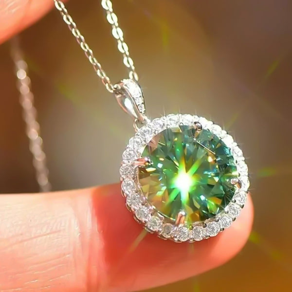 GEMHUB 8 Ct round cut blue lab-grown diamond pendant with halo setting in 18k gold vermeil.