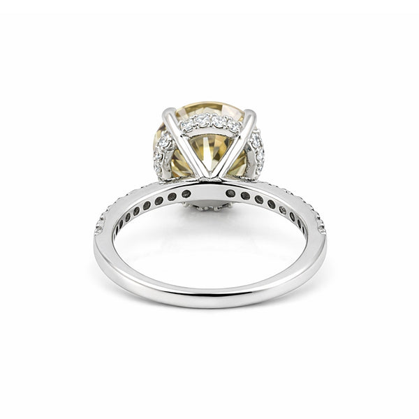 GEMHUB 2.90 Ct round cut champagne lab grown diamond ring with VS1 clarity set in 18k gold vermeil with pavé band.