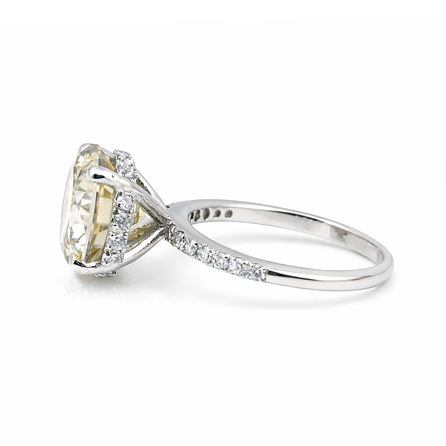 GEMHUB 2.90 Ct round cut champagne lab grown diamond ring with pavé band in 18k gold vermeil.