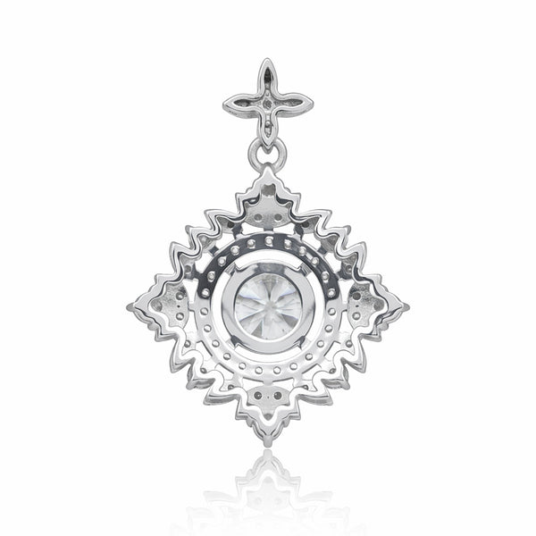 GEMHUB 5 Ct round cut lab grown diamond pendant in 18k gold vermeil with VS1 clarity.