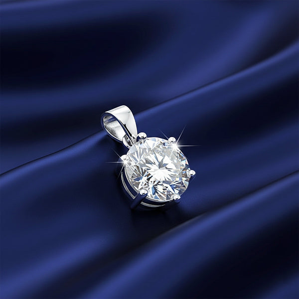 GEMHUB 3.00 Ct round cut lab grown diamond pendant in 18k gold vermeil with VS1 clarity.
