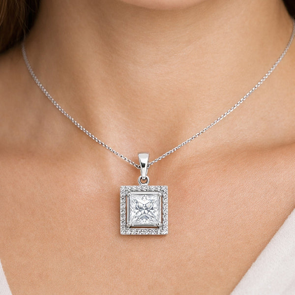 GEMHUB 2 Ct princess cut lab-grown diamond pendant with VS1 clarity in 18k gold vermeil.