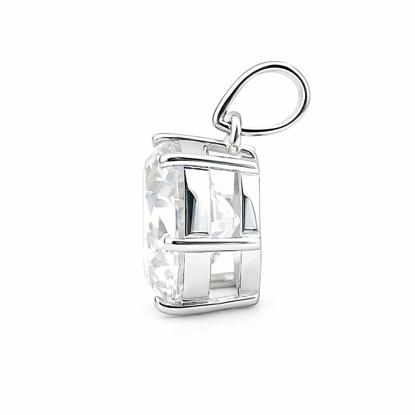 GEMHUB 3.50 Ct round cut lab grown diamond pendant in 18k gold vermeil, VS1 clarity, white.