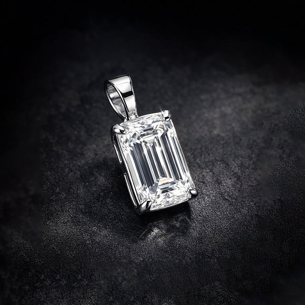 GEMHUB 3.30 Ct emerald cut lab-grown diamond pendant with VS1 clarity in 18k gold vermeil.