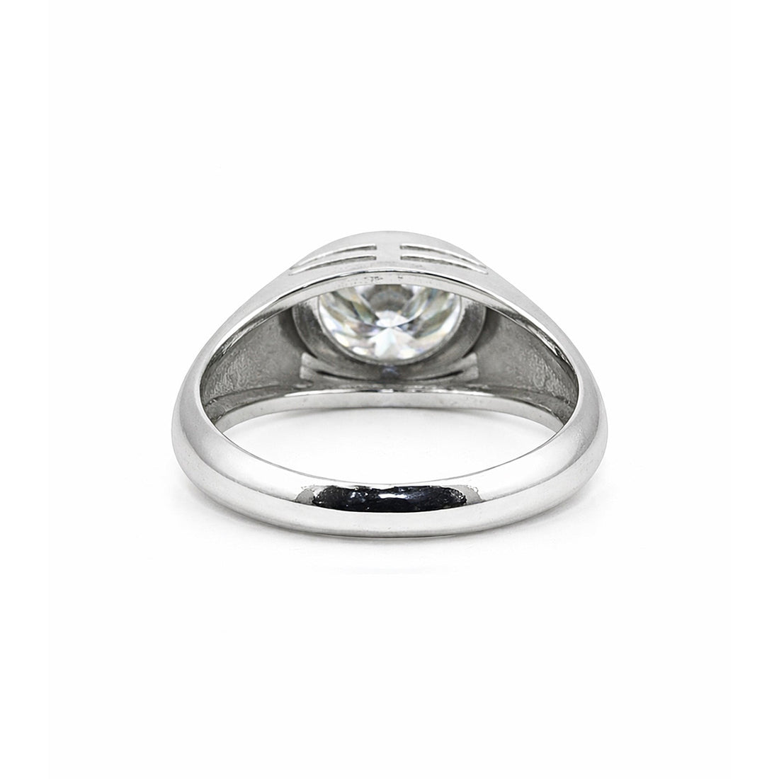 GEMHUB 3 Ct round cut lab grown diamond ring in 18k gold vermeil with VS1 clarity.