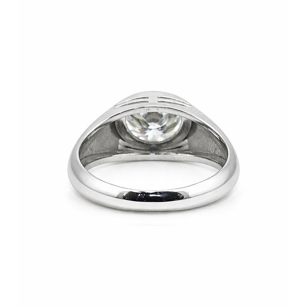 GEMHUB 3 Ct round cut lab grown diamond ring in 18k gold vermeil with VS1 clarity.