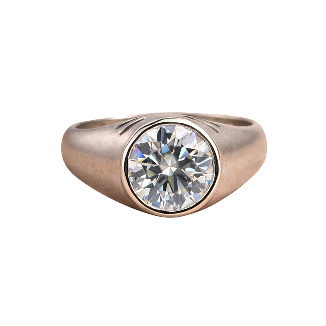 GEMHUB 3 Ct round cut lab grown diamond ring in 18k gold vermeil with VS1 clarity.