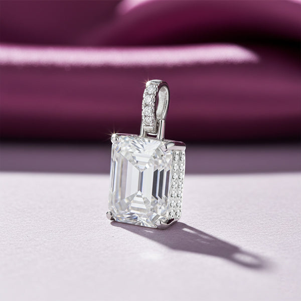 GEMHUB 4.50 Ct emerald cut lab-grown diamond pendant with VS1 clarity in 18k gold vermeil, accented with small diamonds on the bail.