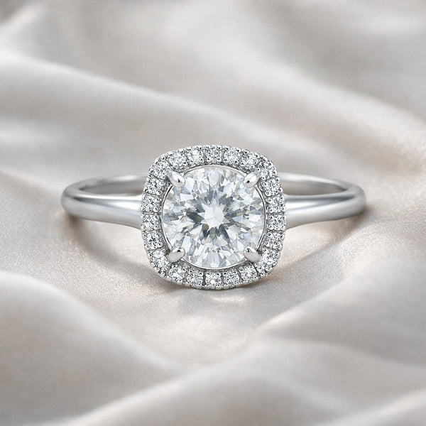 GEMHUB 4.00 Ct round cut lab grown diamond ring with halo setting in 18k gold vermeil.