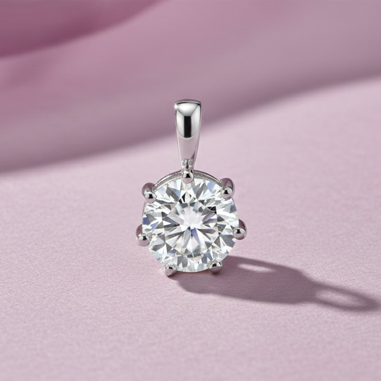 GEMHUB 4 carat round lab diamond solitaire pendant in 18k gold vermeil with VS1 clarity.