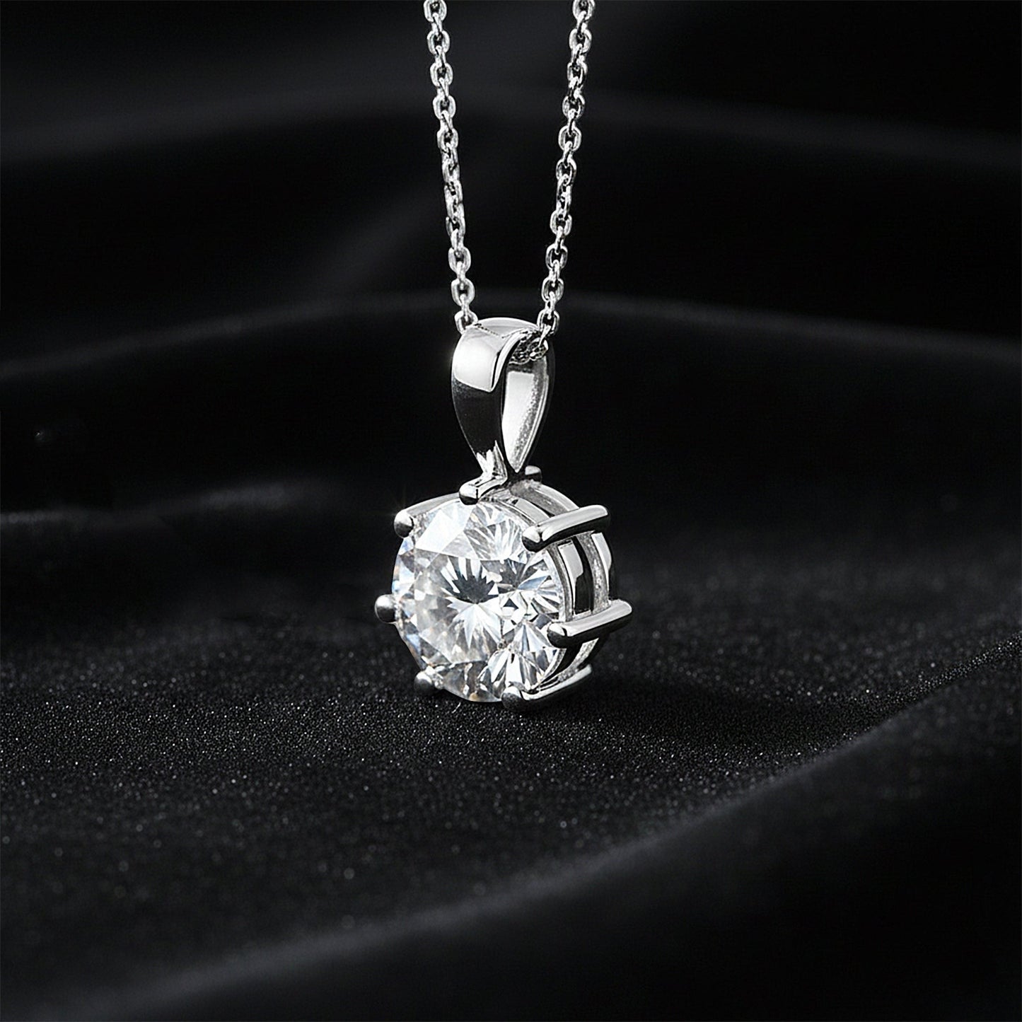 GEMHUB 4 carat round lab diamond solitaire pendant in 18k gold vermeil with VS1 clarity.