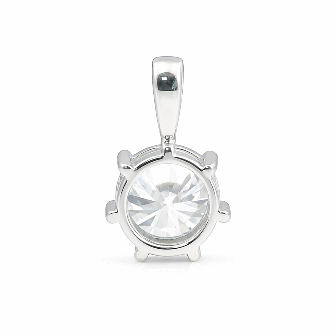 GEMHUB 4 carat round lab diamond solitaire pendant in 18k gold vermeil with VS1 clarity.