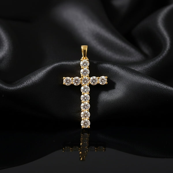 GEMHUB 1.20 Ct round cut blue lab grown diamond cross pendant in 18k gold vermeil with VS1 clarity.