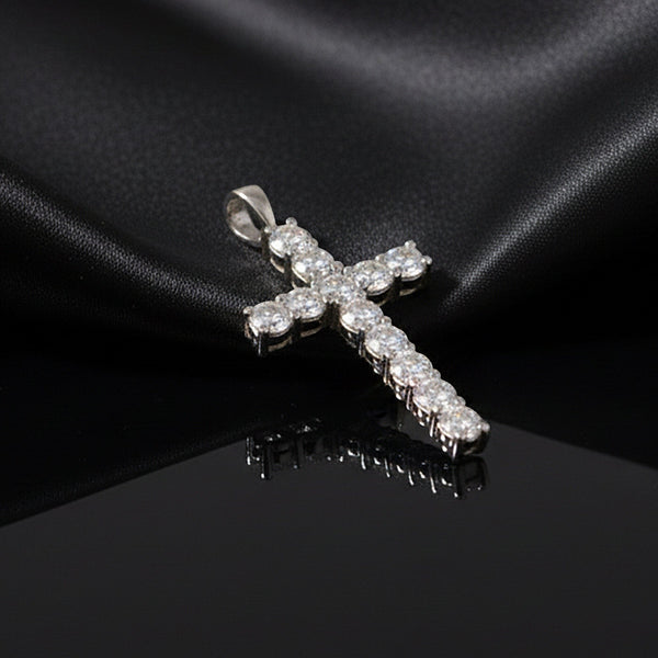 GEMHUB 3 Ct round cut lab-grown diamond cross pendant in 18k white gold vermeil with VS1 clarity.
