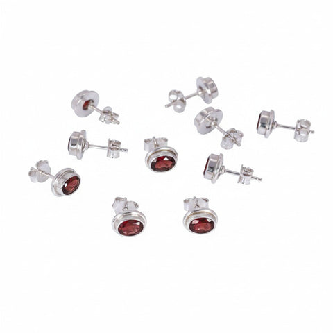 GEMHUB 5 pairs of oval-cut natural red garnet earrings set in 925 sterling silver.